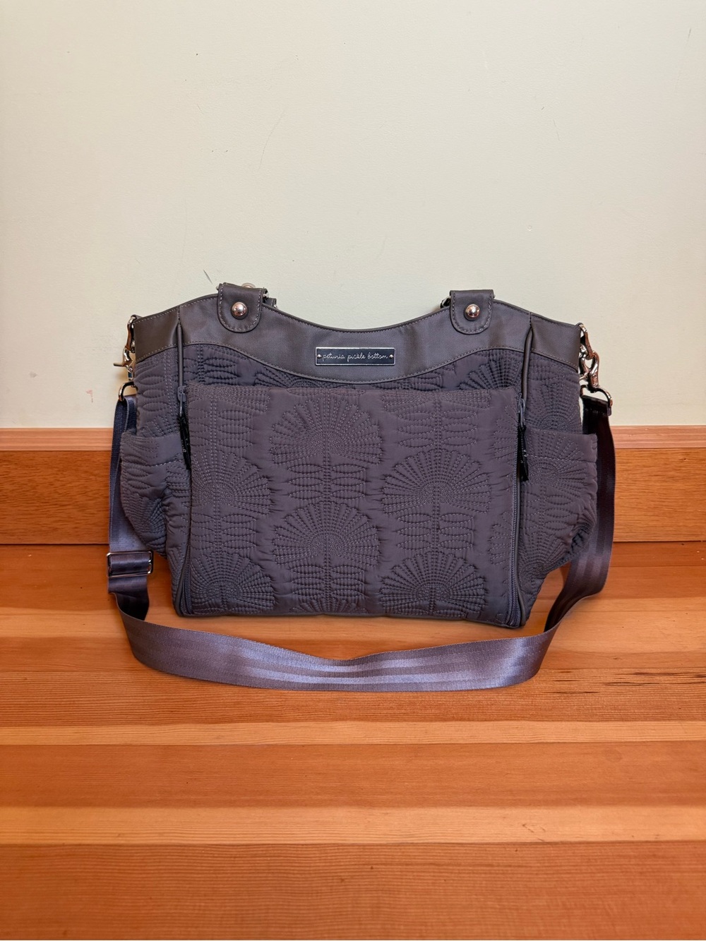 Petunia Pickle Bottom City Carryall Bag Tote